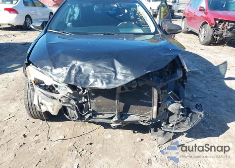 2014 Toyota Corolla S Plus z USA, uszkodzony, nr VIN 2T1BURHE8EC042401